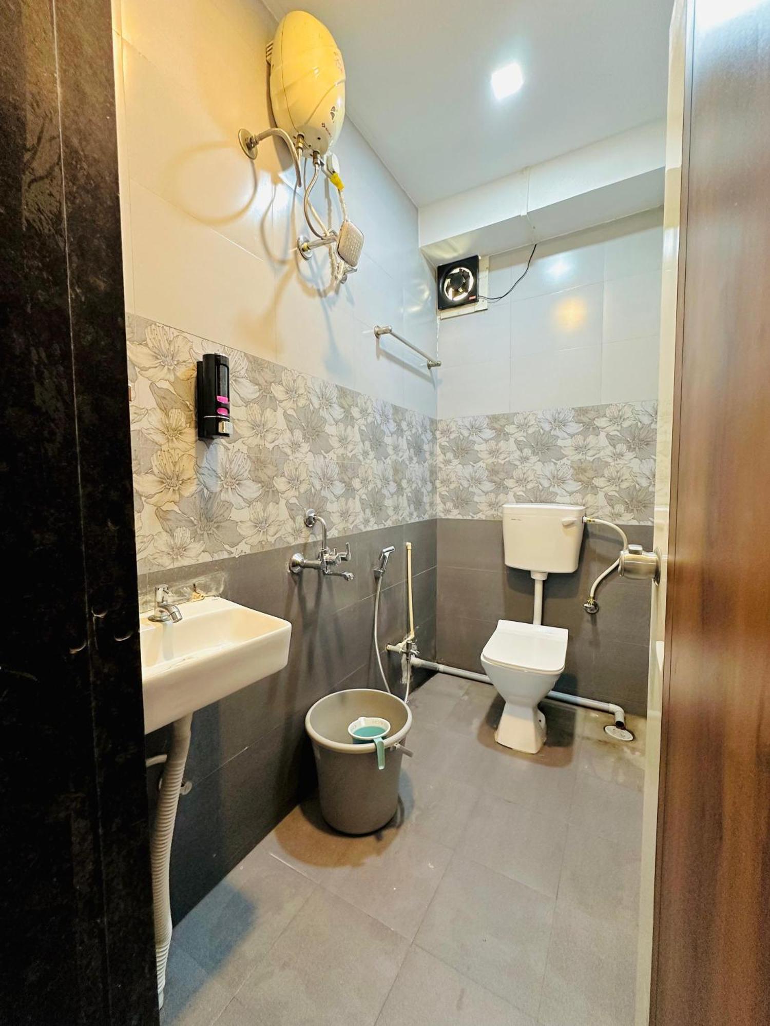 Hotel Elite Stay Пуна Экстерьер фото